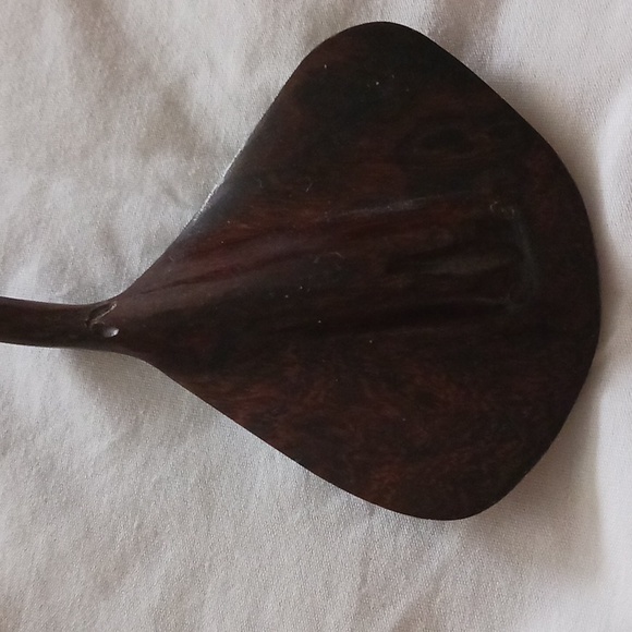 Wooden manatee small - Picture 3 of 4